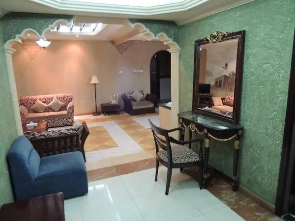 Oriental Corner Hotel