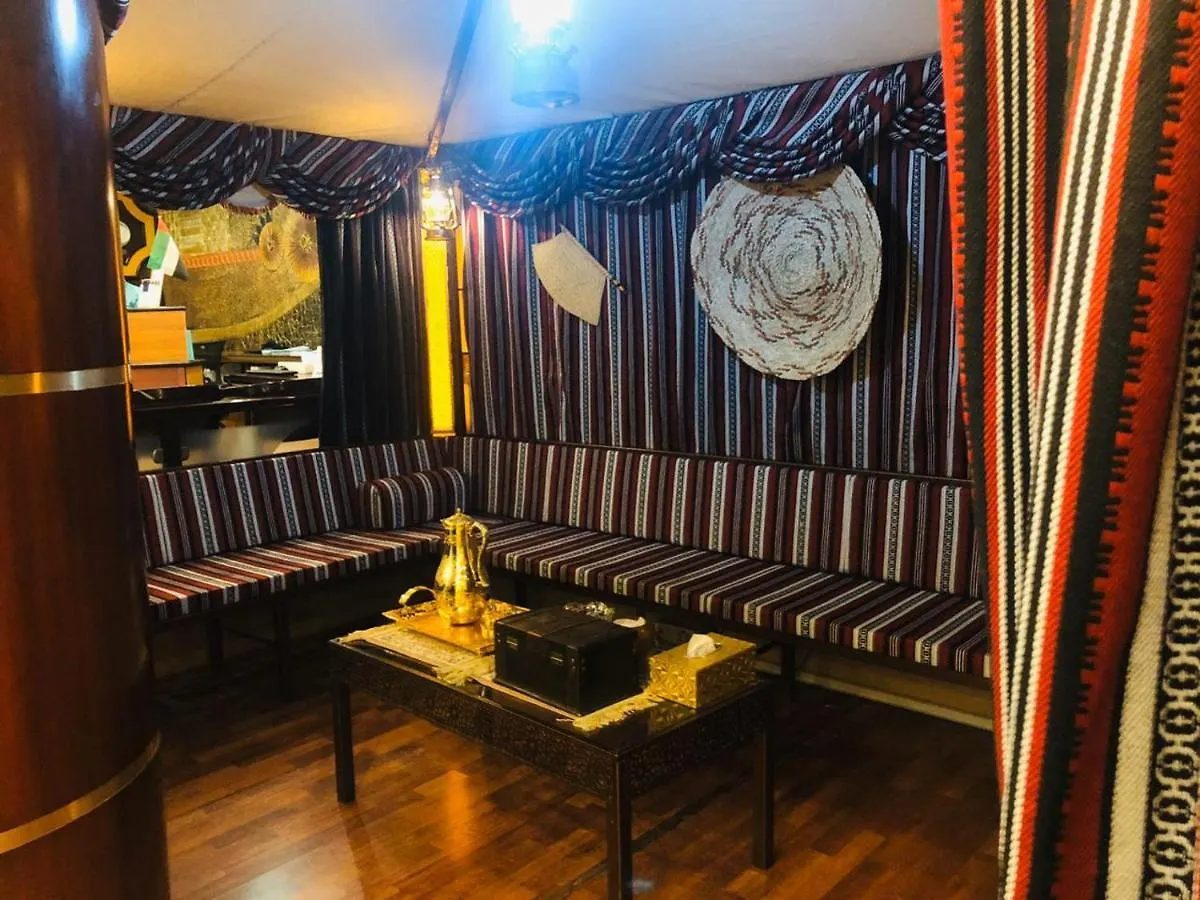 Oriental Corner Hotel
