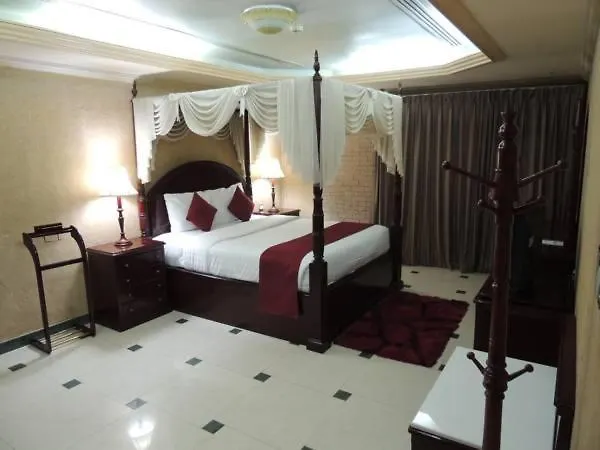 Oriental Corner Hotel